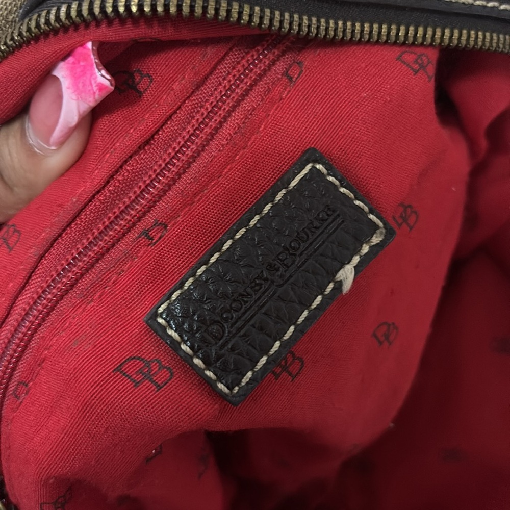 Dooney and Bourke tote bag - Picture 6 of 6